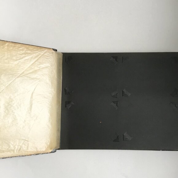 Vintage Japanese Black Lacquer Pagoda Hand Painted Photo Album Scrap Book - Picture 8 of 11